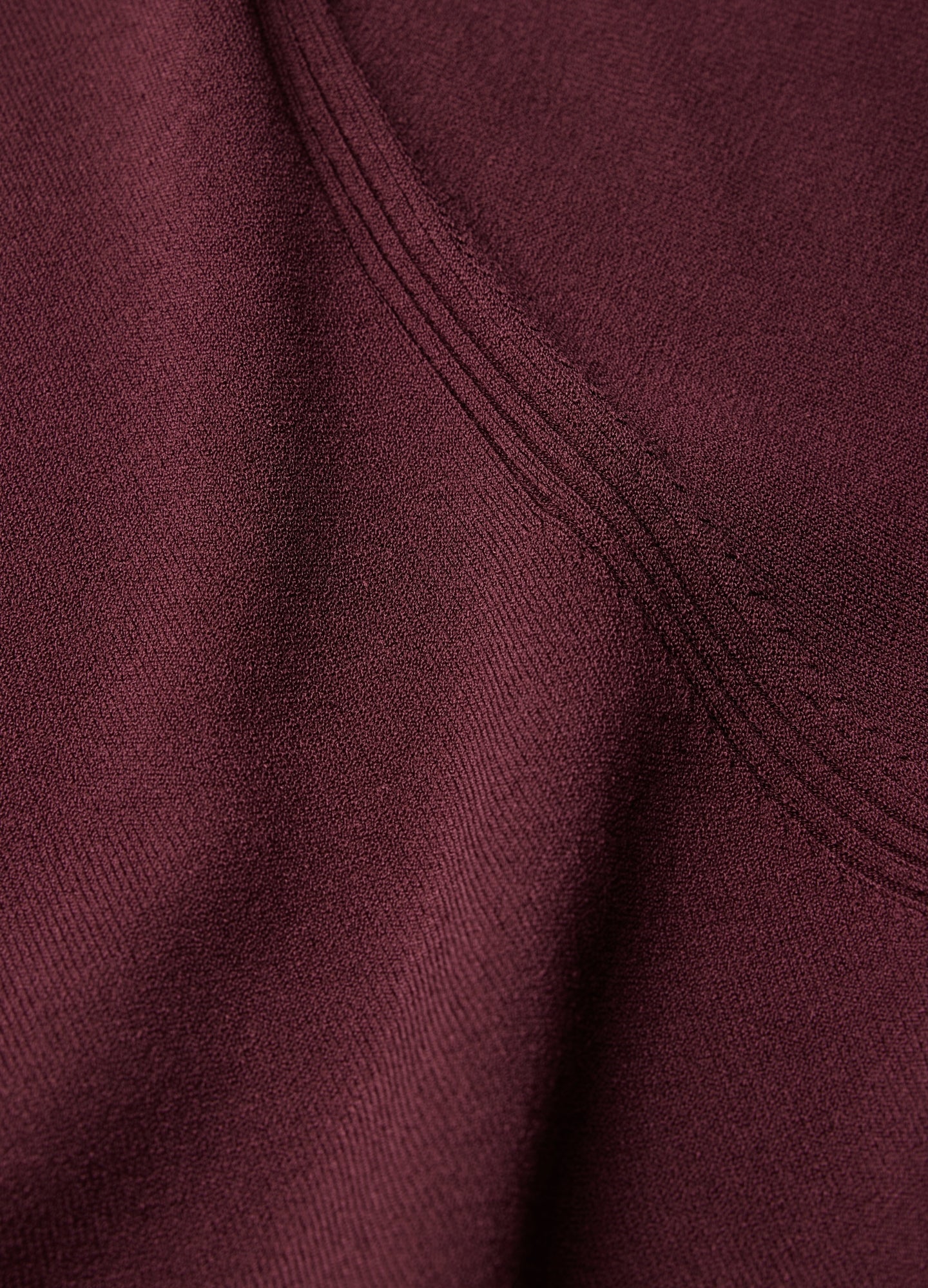 Rully Tech Shoulder Trim Polo Wine