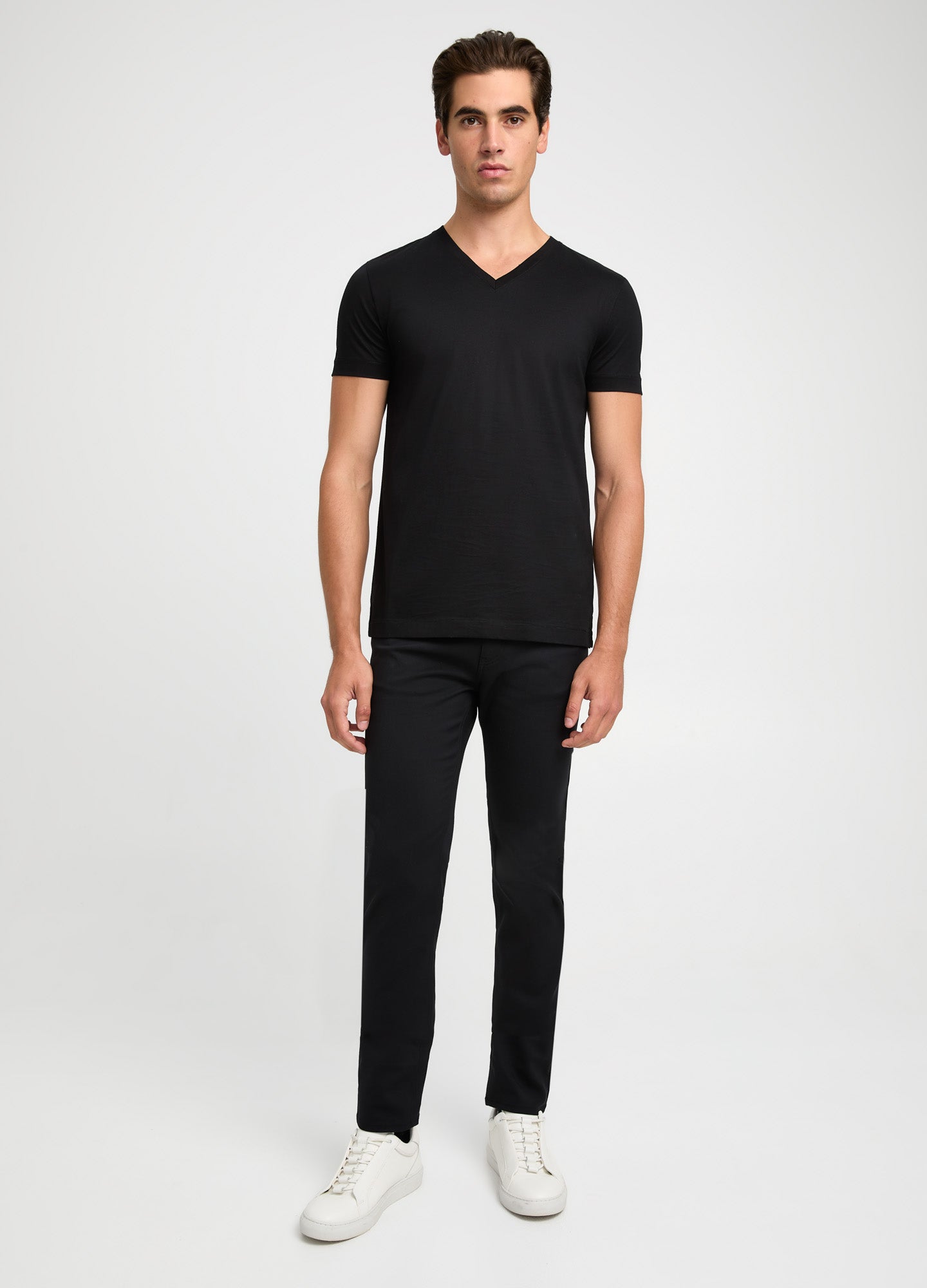 Rully Atelier V-Neck T-Shirt Black