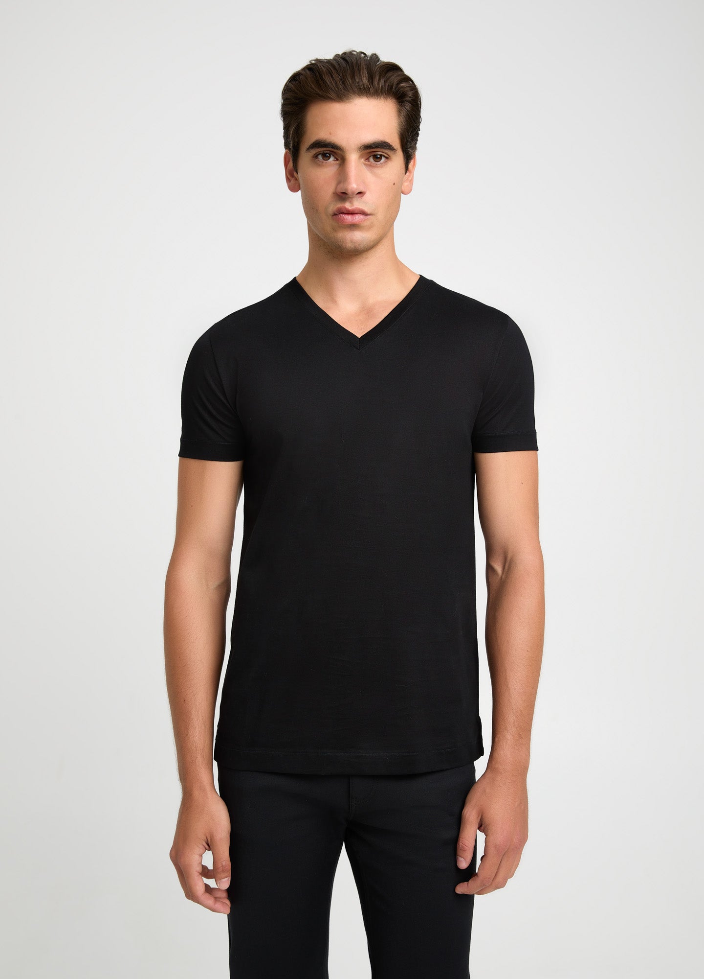 Rully Atelier V-Neck T-Shirt Black