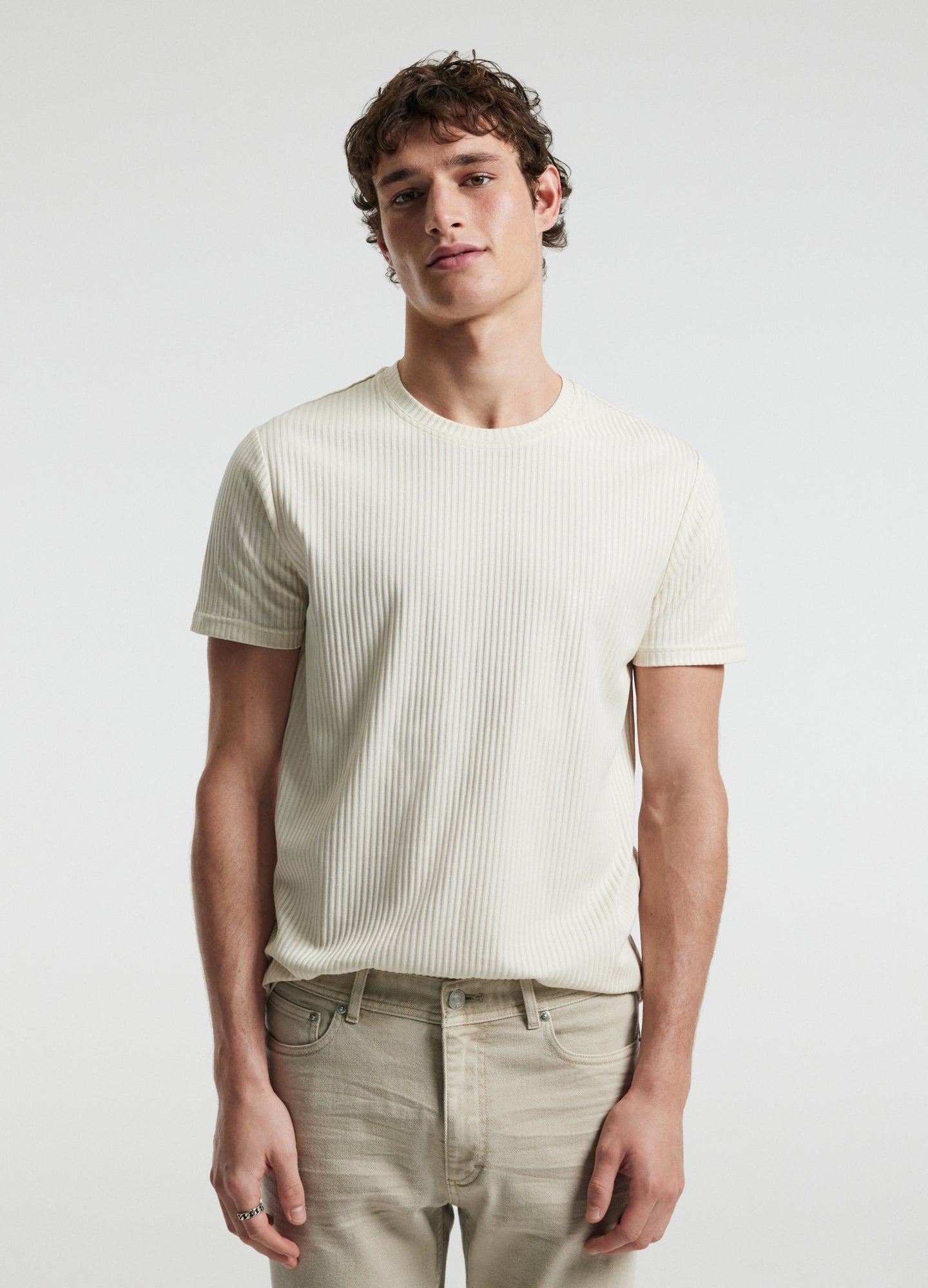 Rully Strand Ribbed T-Shirt Bone