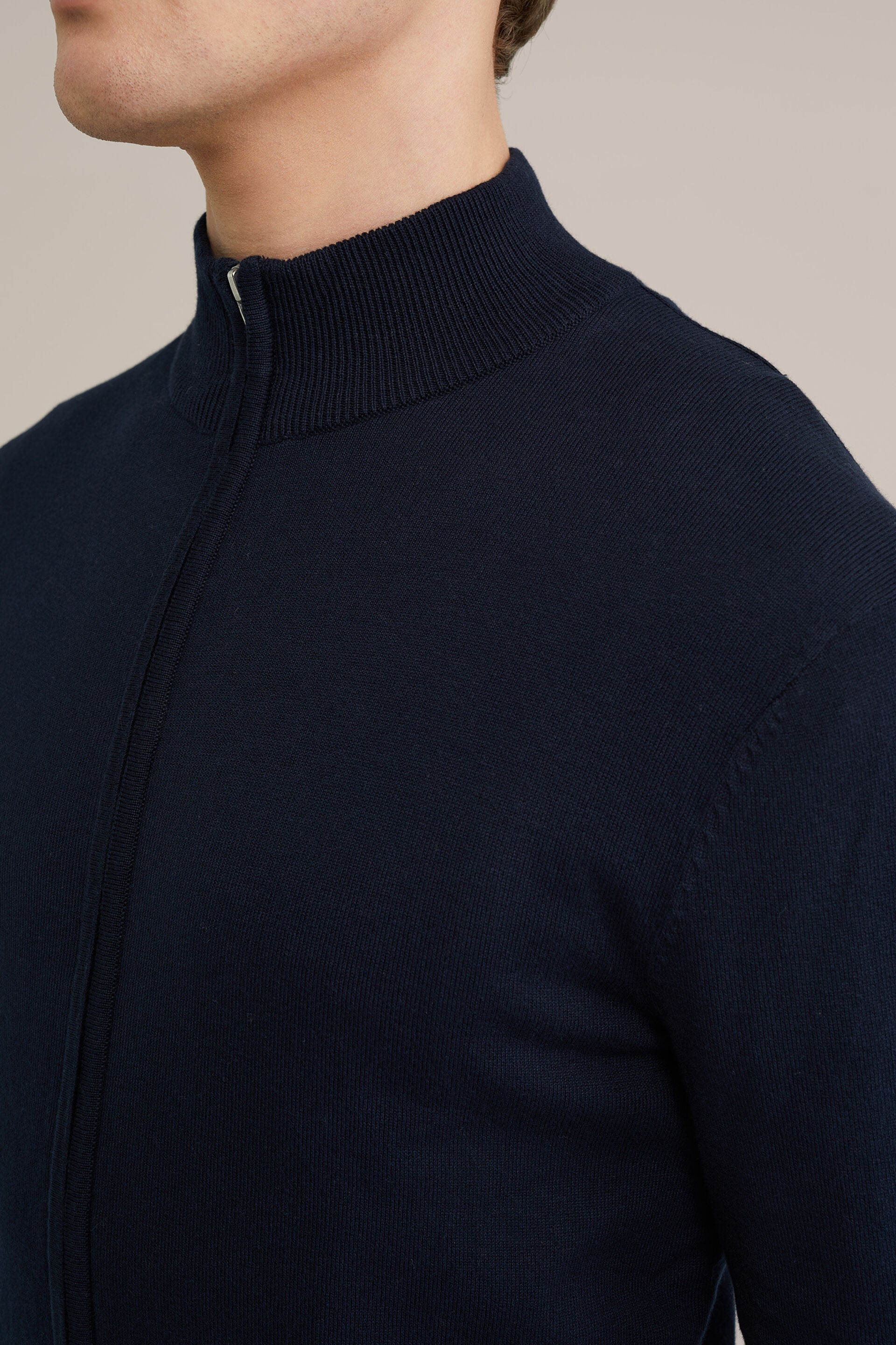 Men’s Slim Fit Fine-Knit Zip-Front Cardigan