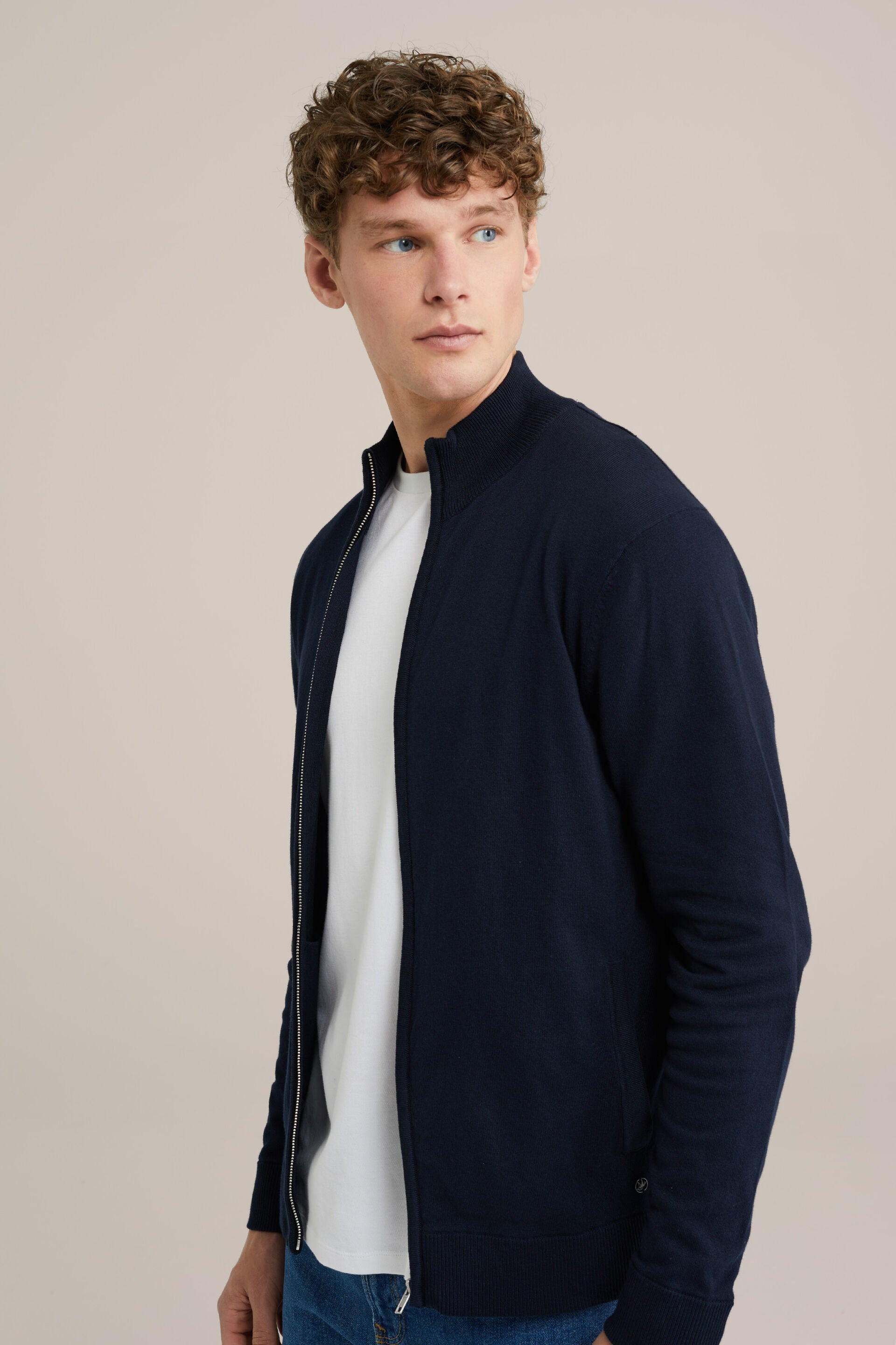 Men’s Slim Fit Fine-Knit Zip-Front Cardigan