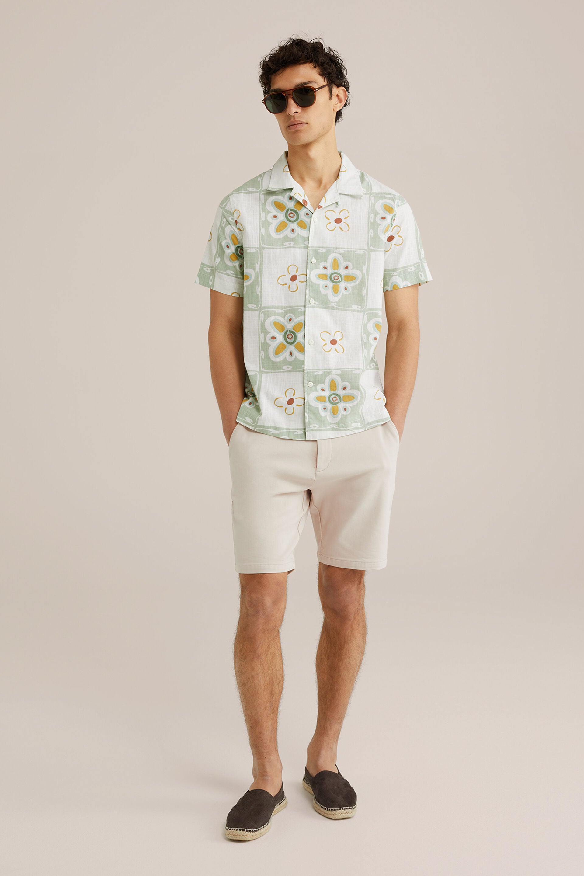 Men's Slim Fit Chino Shorts