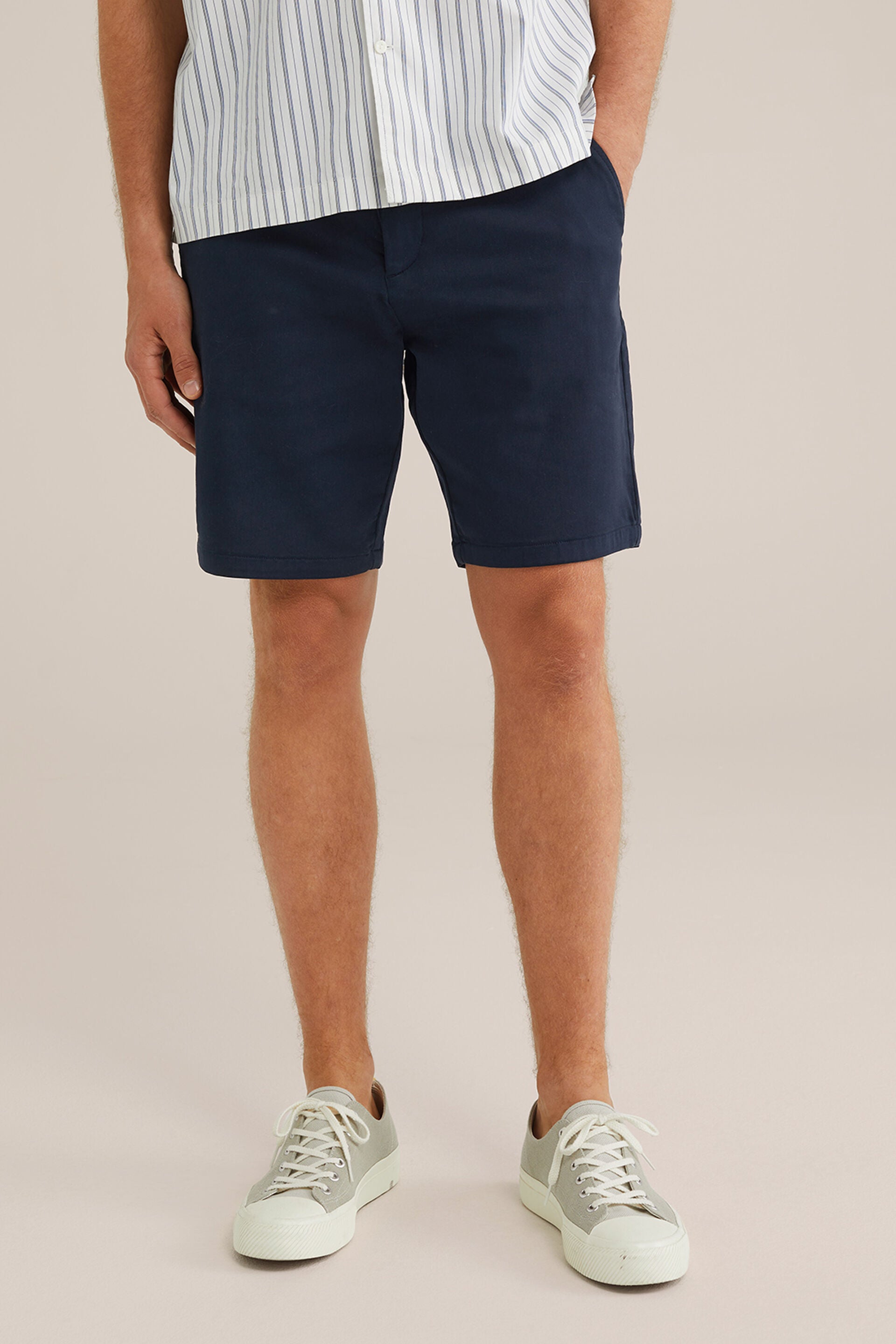 Men's Slim Fit Chino Shorts