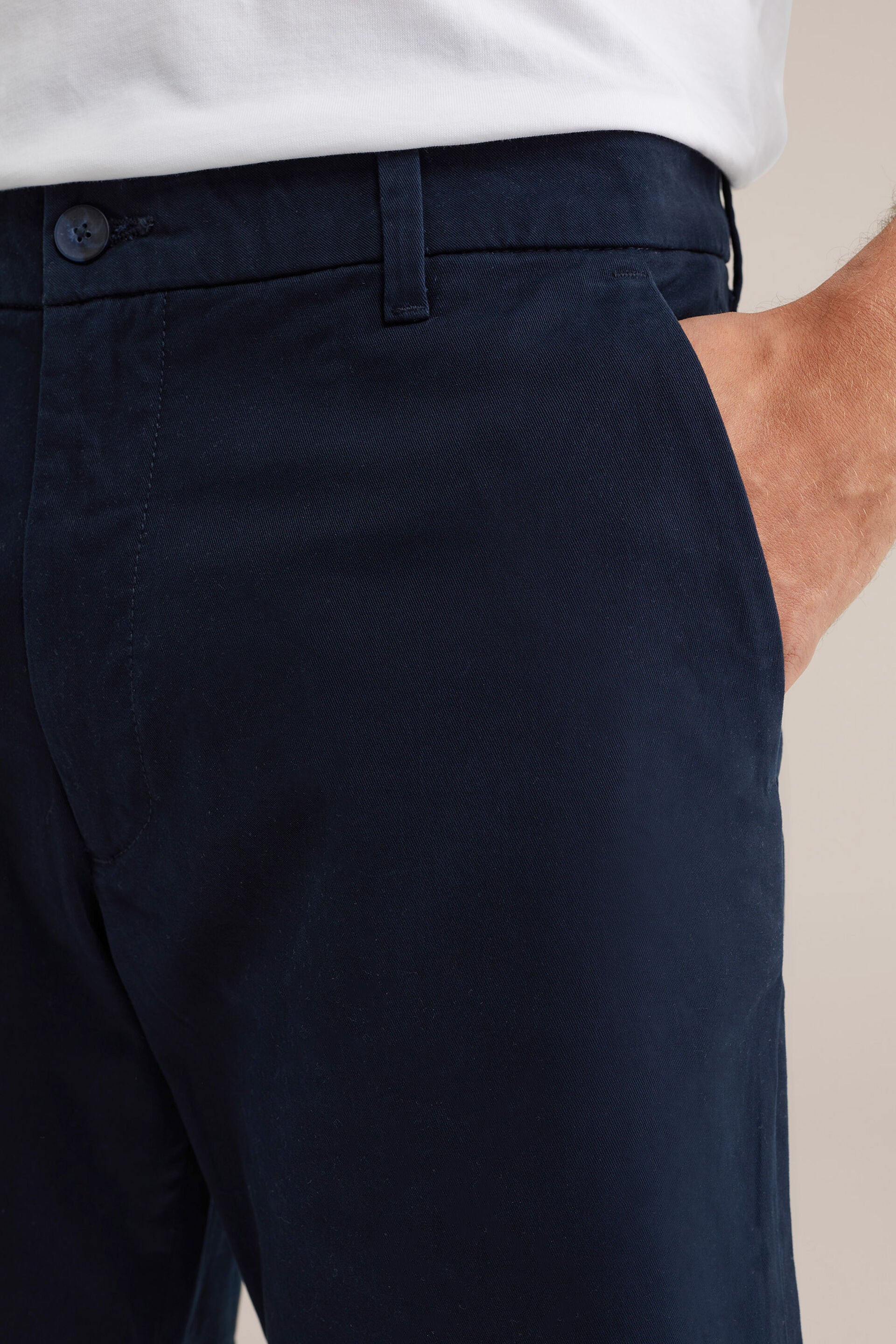 Men's Loose Fit Stretch Chino Shorts