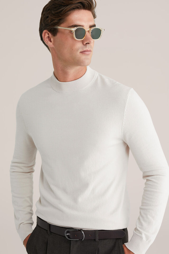 Men’s Slim Fit Fine-Knit Turtleneck Jumper