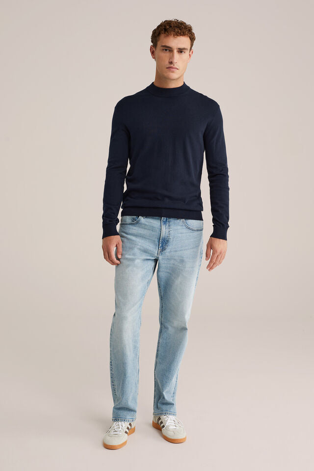Men’s Slim Fit Fine-Knit Turtleneck Jumper