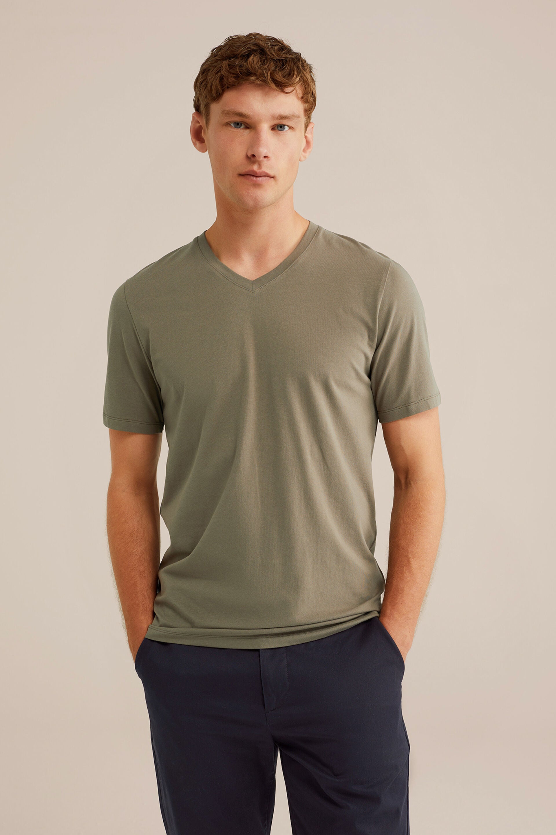 Men's Slim Fit V-Neck T-Shirt