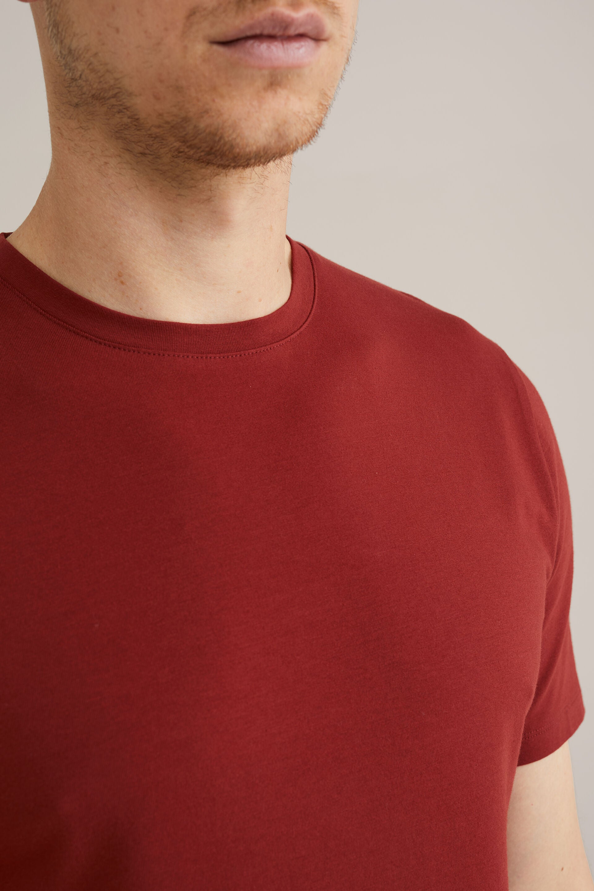 Men's Regular Fit Textured T-Shirt