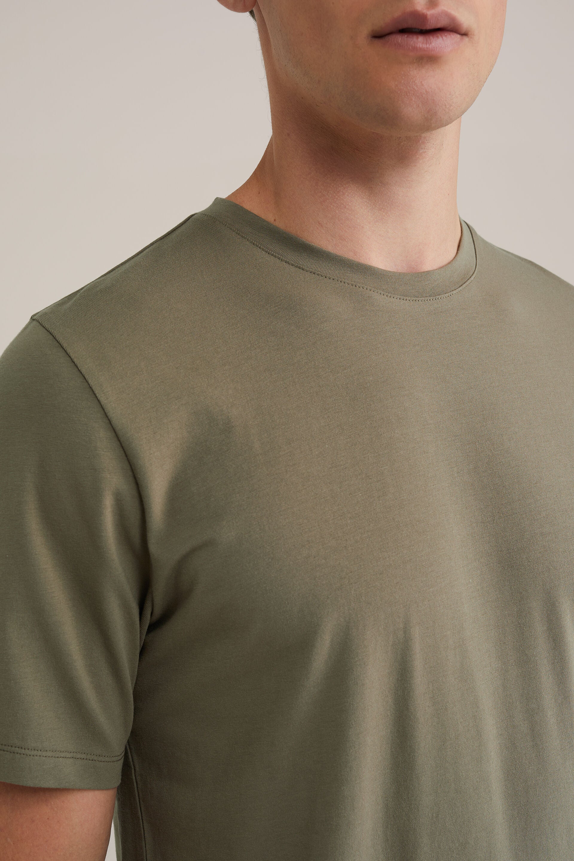 Men's Regular Fit Textured T-Shirt