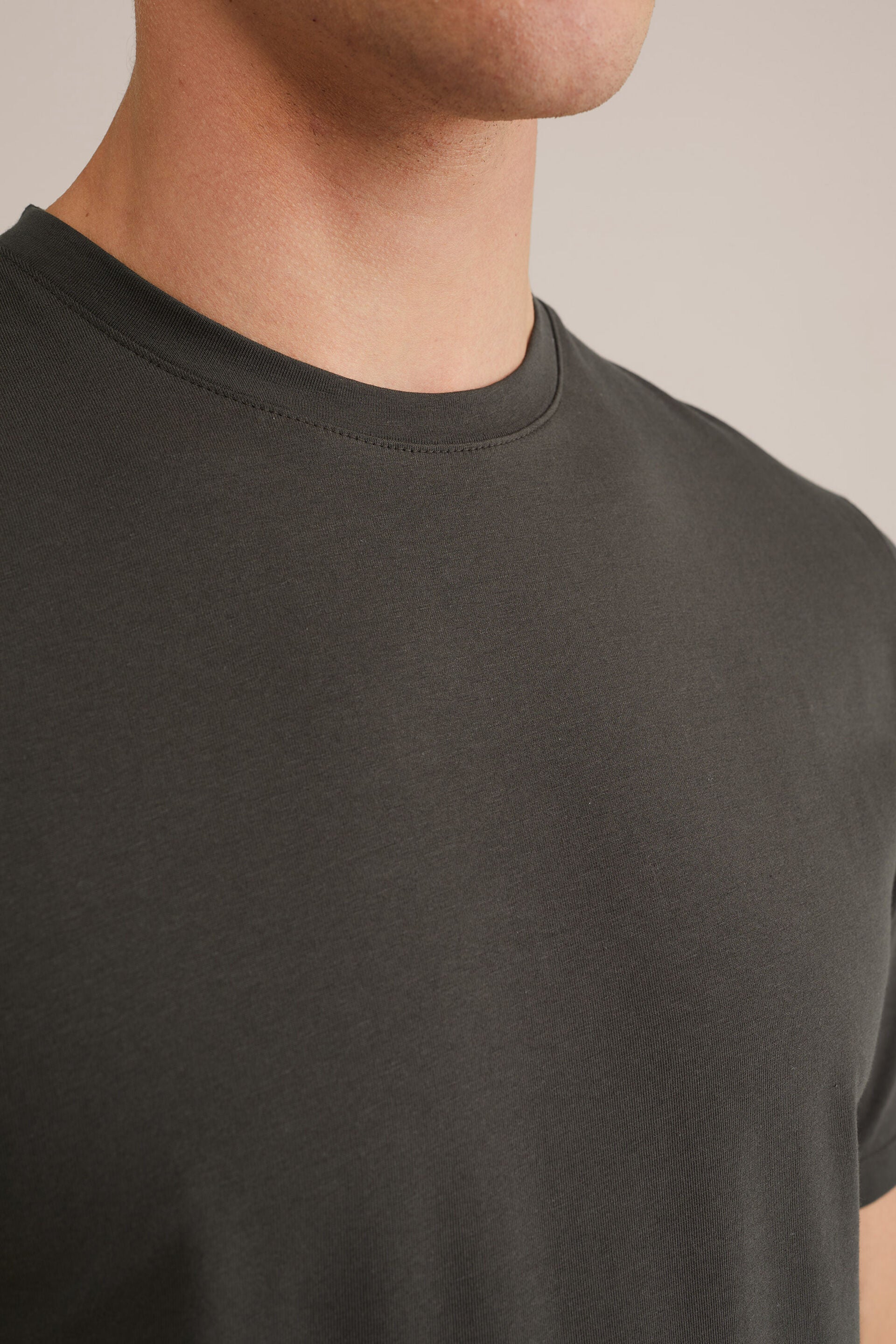 Men's Regular Fit Textured T-Shirt
