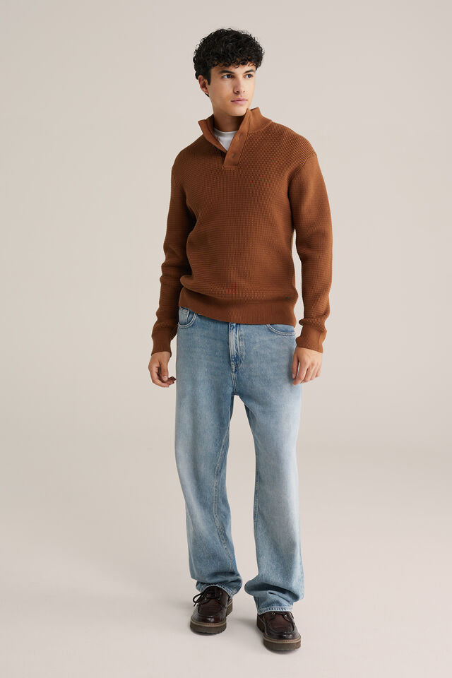 Men’s Regular Fit Structured Knit Button-Neck Jumper