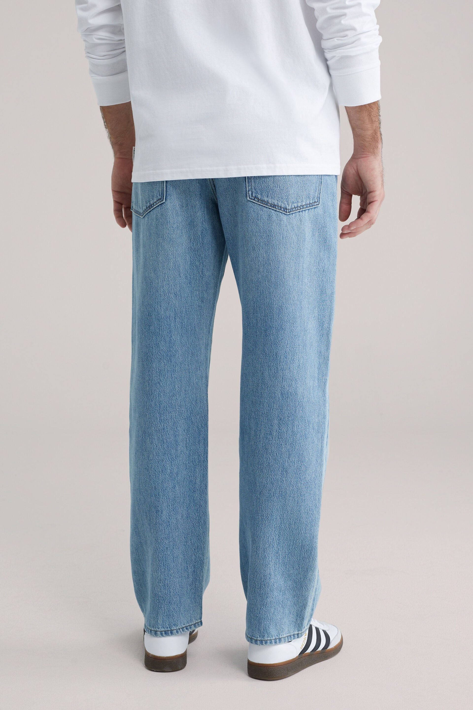 Men's Relaxed Fit Comfort Jeans