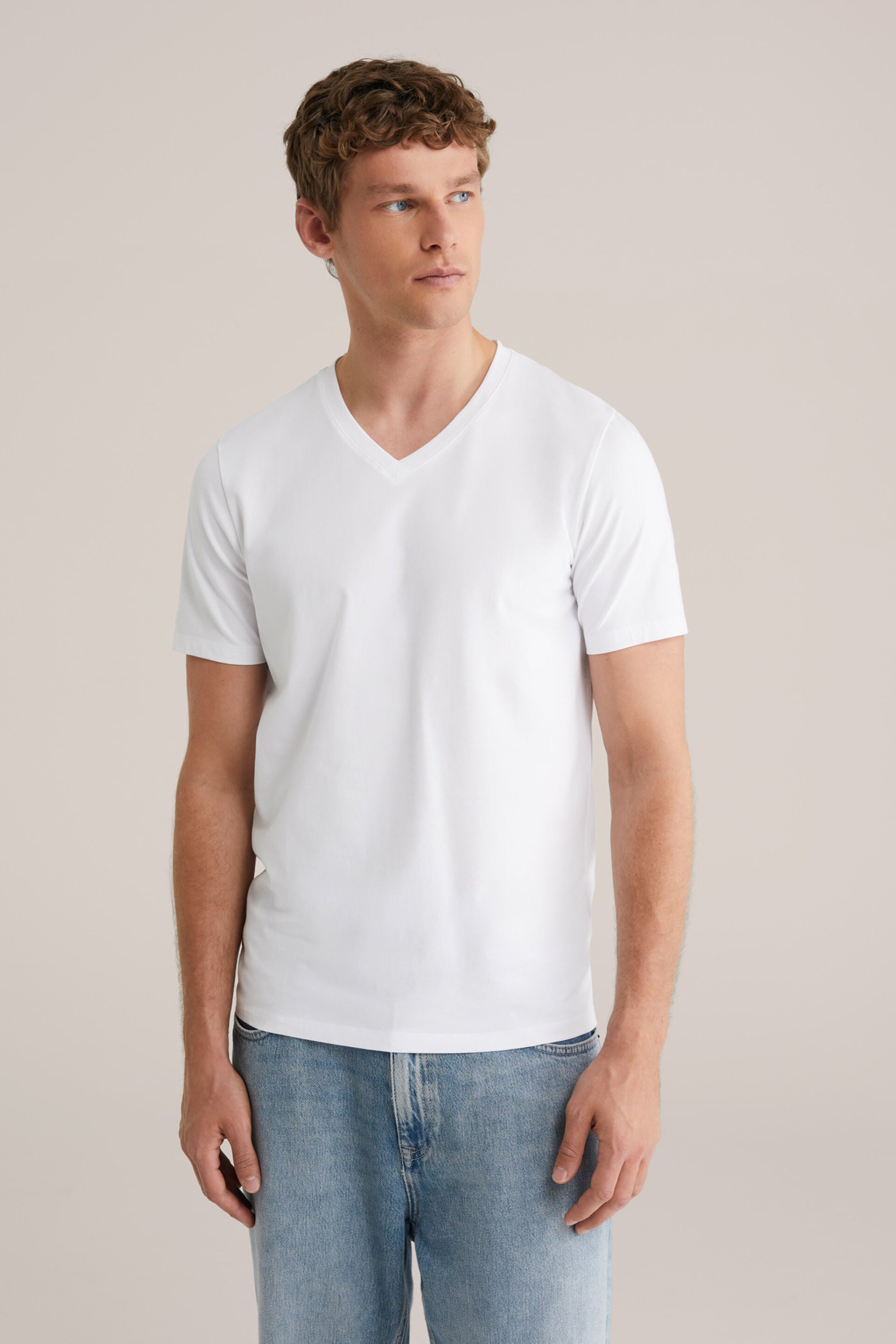 Men's Slim Fit V-Neck T-Shirt