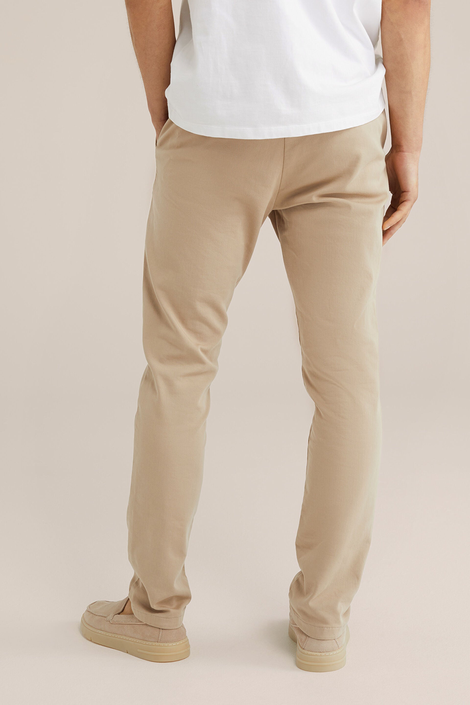 Men's Slim Fit Chino with Stretch