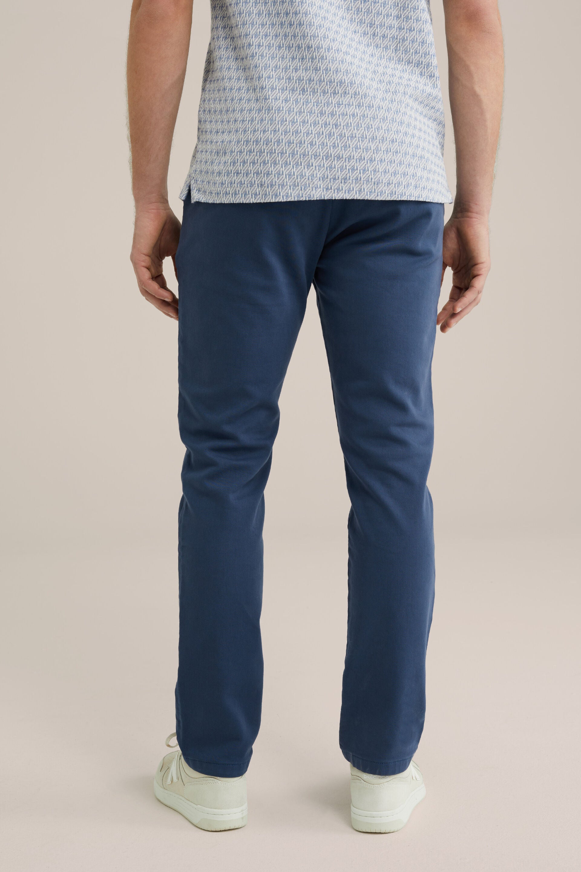 Men's Slim Fit Chino with Stretch