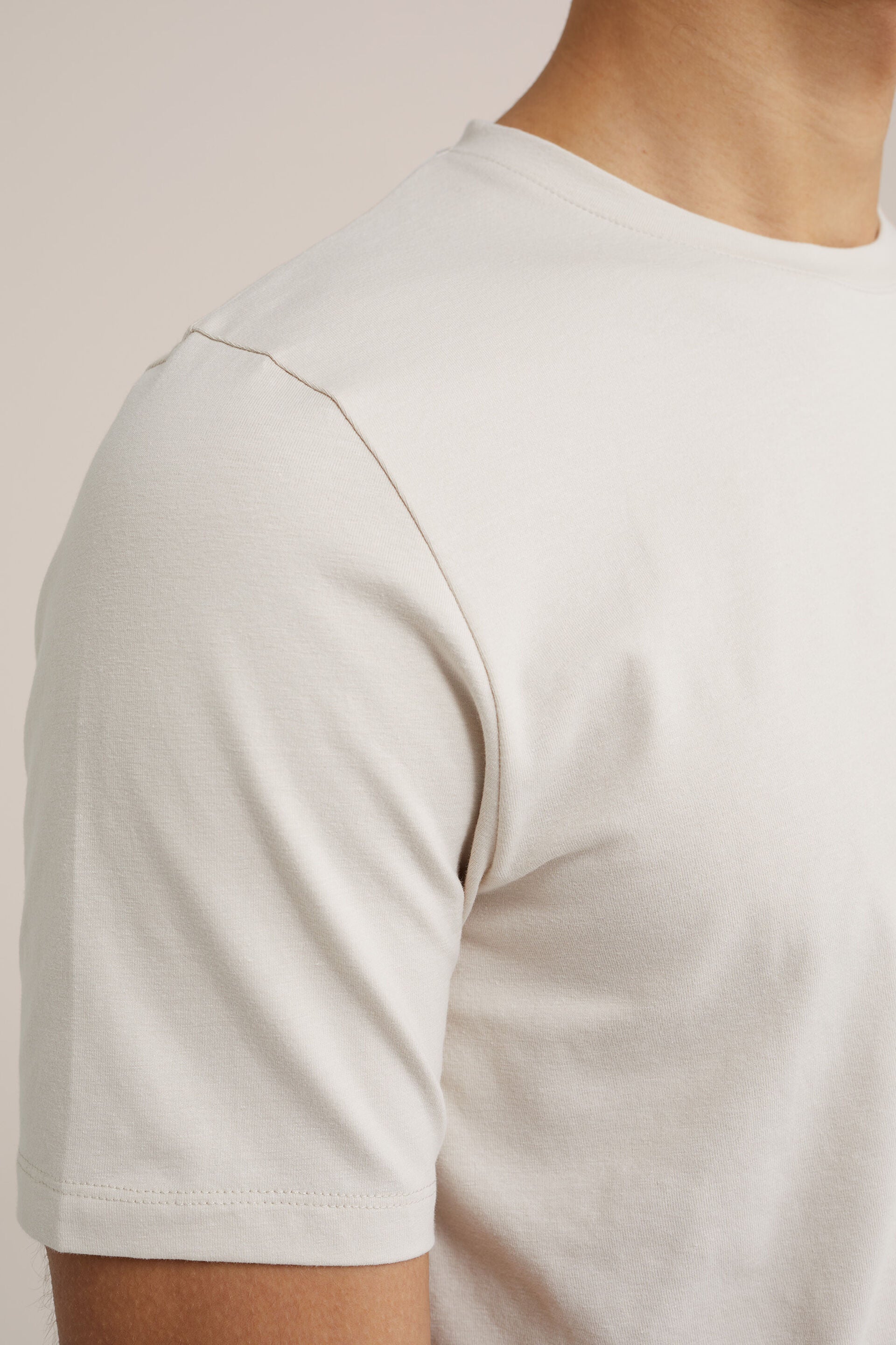 Men's Regular Fit Textured T-Shirt