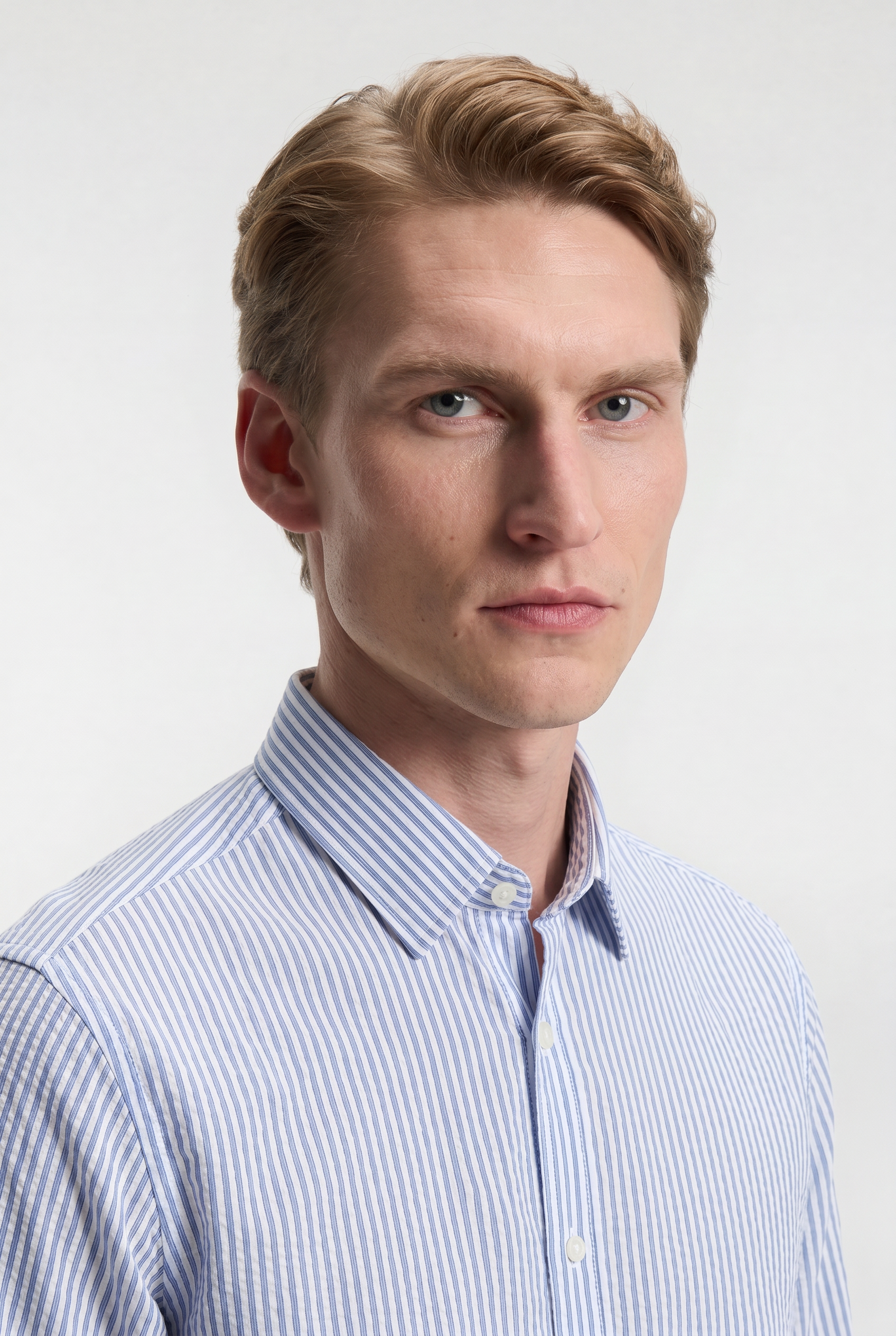Men’s Lightweight Striped Shirt